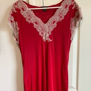 Deep, rich red Natori nightgown lingerie XS NWOT